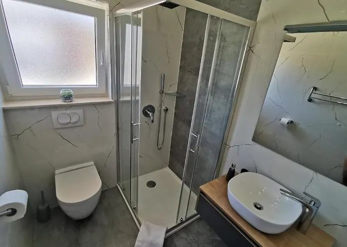 Apartment New Nikolina 4 Star