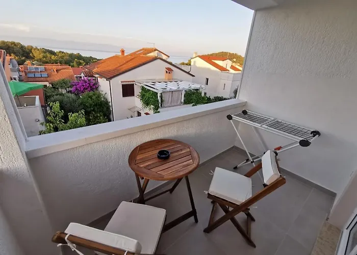 New Nikolina 4 Star Apartment Mali Lošinj