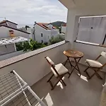 Appartement Nikolina - Luxury Studio Apartment With Private Parking, Near Sea *